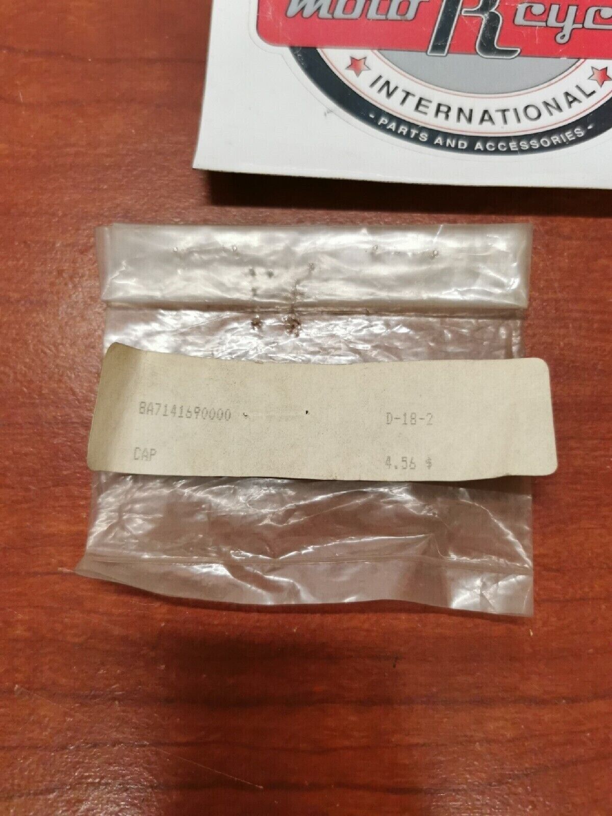 NOS Yamaha YFM80 TZ350 CAP 8A7-14169-00-00 Y72