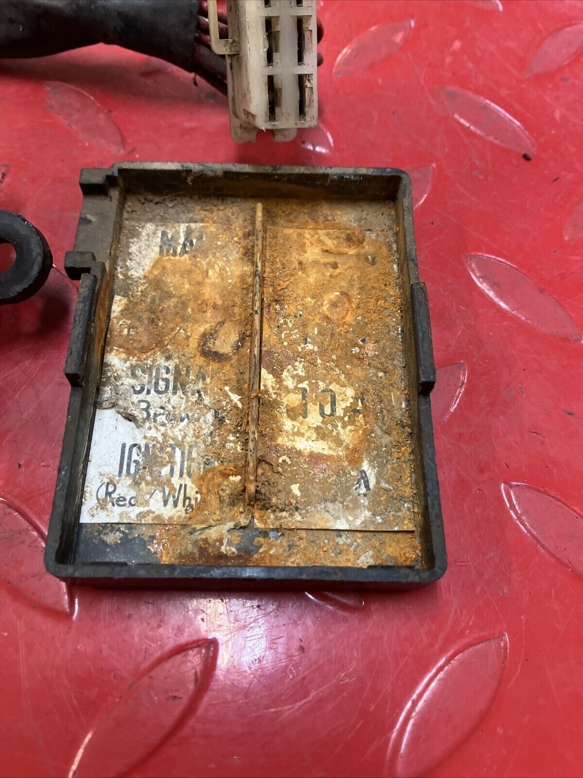 Yamaha RD400 1977 Fuse box 1976 1978 1979 XS750 2