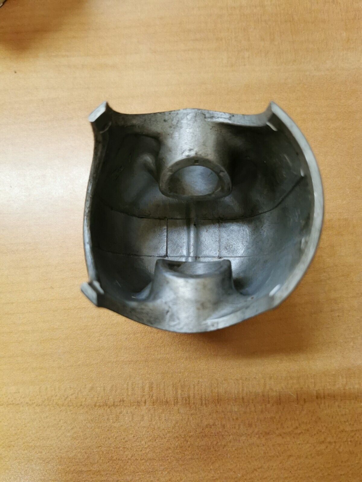 NOS YAMAHA YZ250 1980  PISTON 1 O/S 0.25  3R4-11635-00-00  Y45