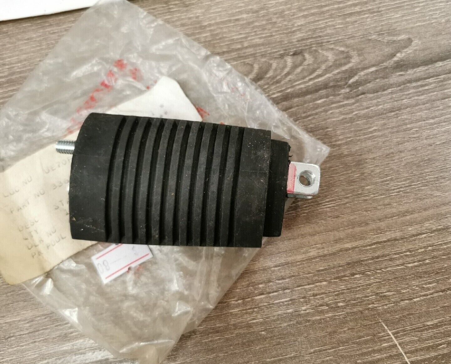 NOS HONDA VFR700F VF500F VR1100S  STAY  FR  TURN SIGNAL 33691-MJ0-003 H44