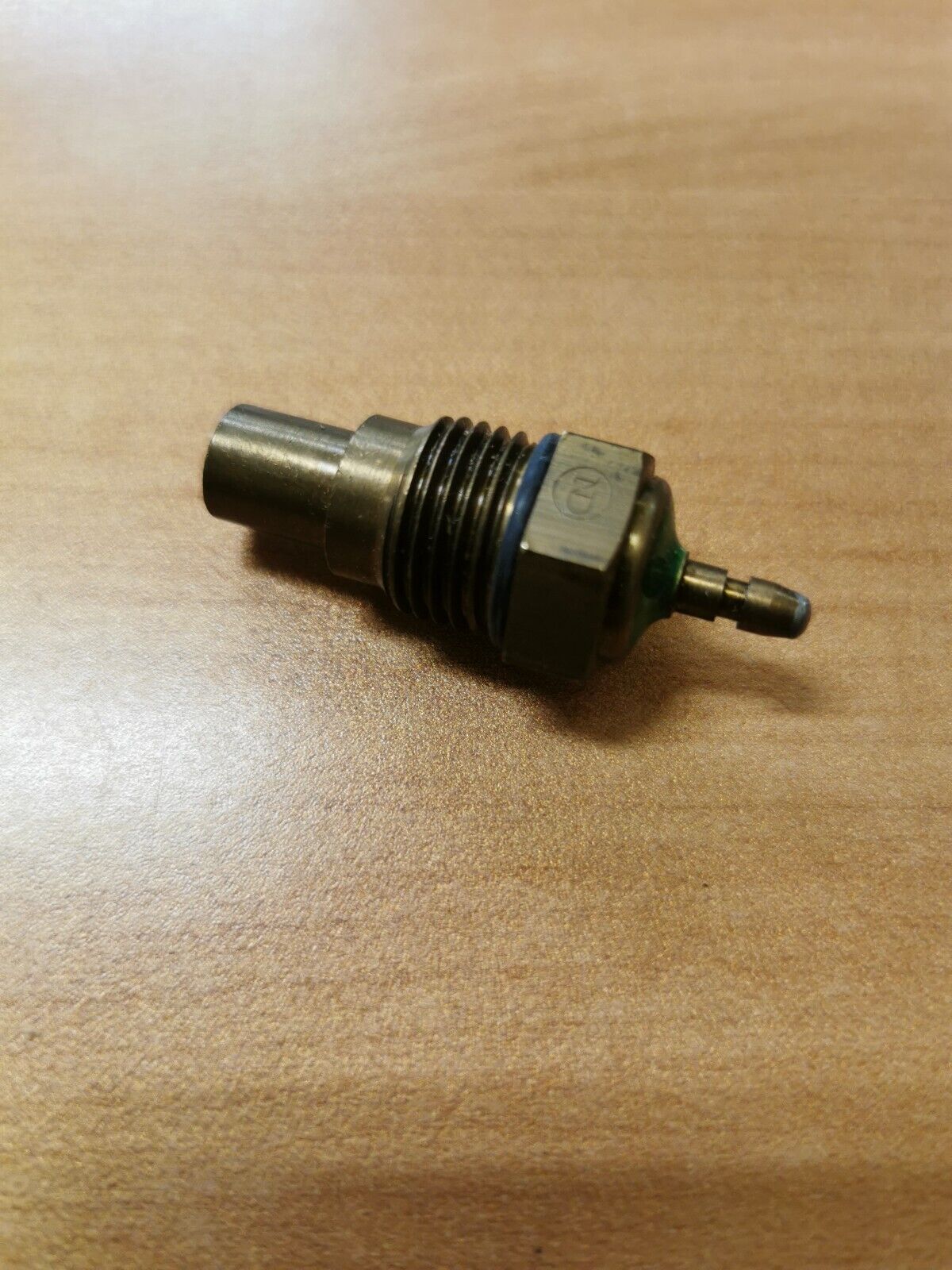 NOS HONDA GL1100 CX500 1980 - 1984 SENDING UNIT  WATER TEMPERATURE 37750-611 H17