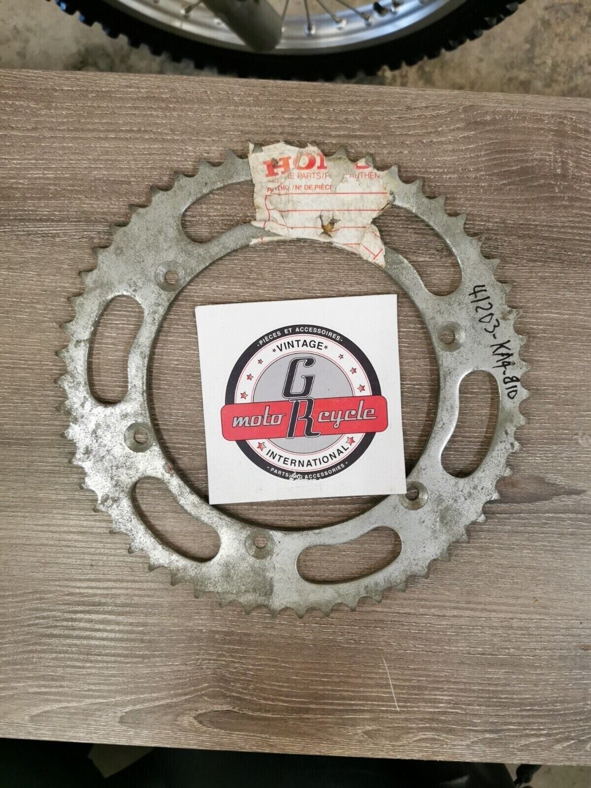 NOS HONDA CR250R CR450R 1981 SPROCKET  FINAL DRIVEN 54T STEEL 41203-KA4-810  H60