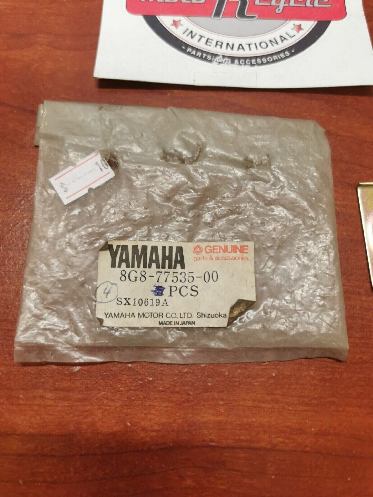 NOS Yamaha ET340 EC340 ET300 EC540 BUMPER STAY 1 8G8-77535-00-00 Y69