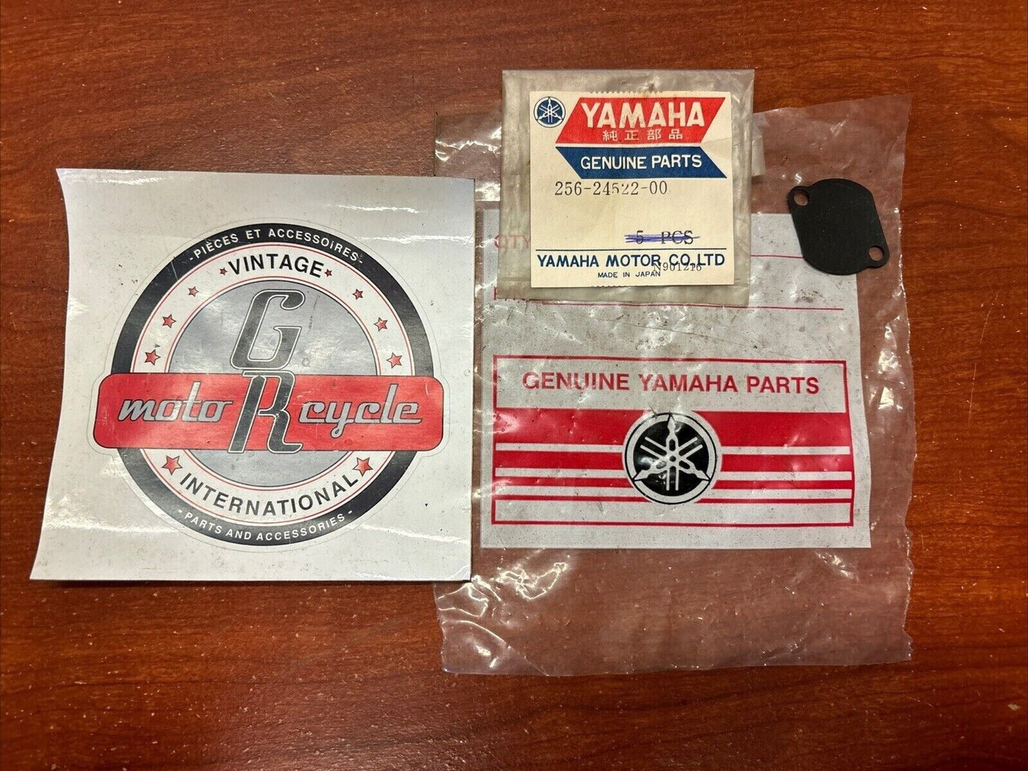 NOS Yamaha XS1 XS2 TX650 FILTER GASKET 256-24522-00-00 SUB 647-14227-00-00 Y185