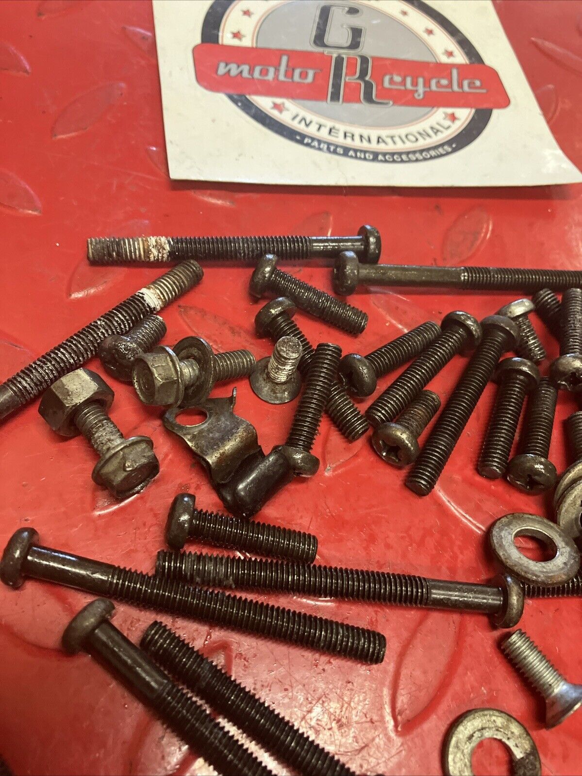 Honda MT125 1975 Engine motor crankcase cover cylinder hardware bolt 1974 1976