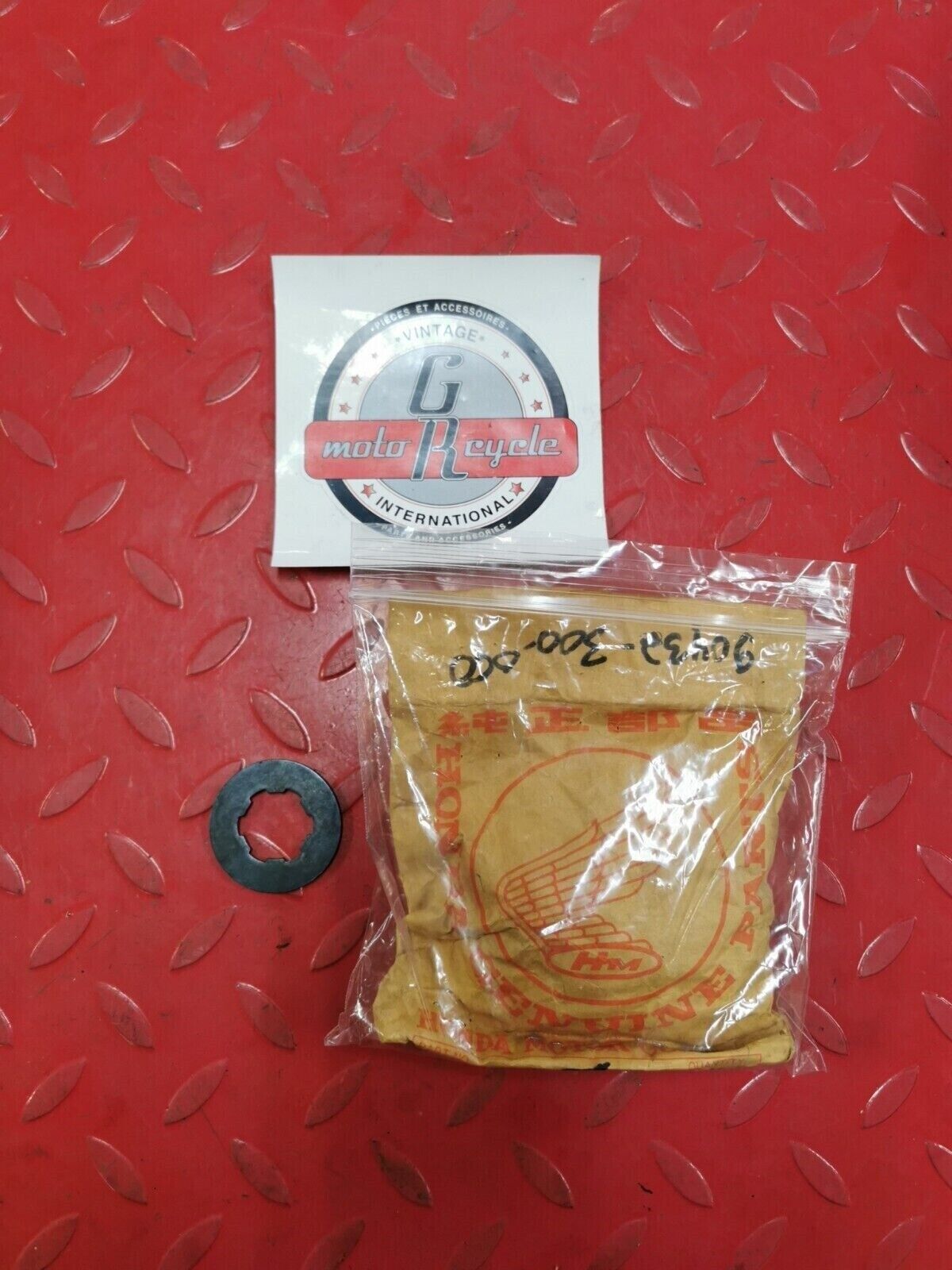 NOS Honda CB750K1 K2 K3 K4 K5 WASHER (25MM) 90432-300-000 H31