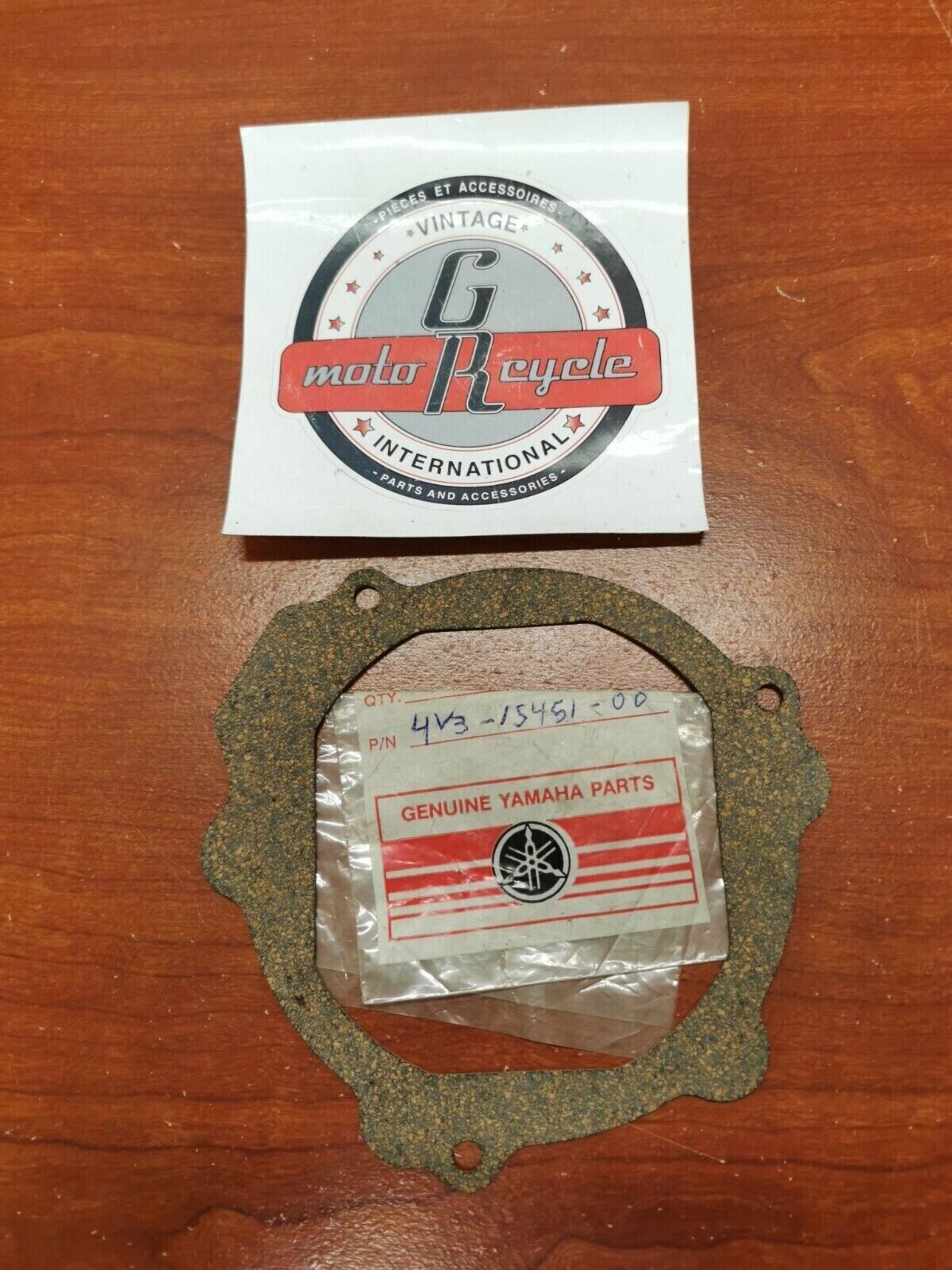NOS Yamaha 1980 YZ250 CRANKCASE COVER GASKET 4V3-15451-00-00 Y100