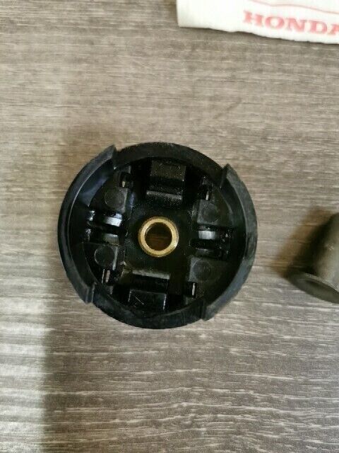 NOS HONDA ENGINE HOLDER KIT 04101-ZA0-000  H74