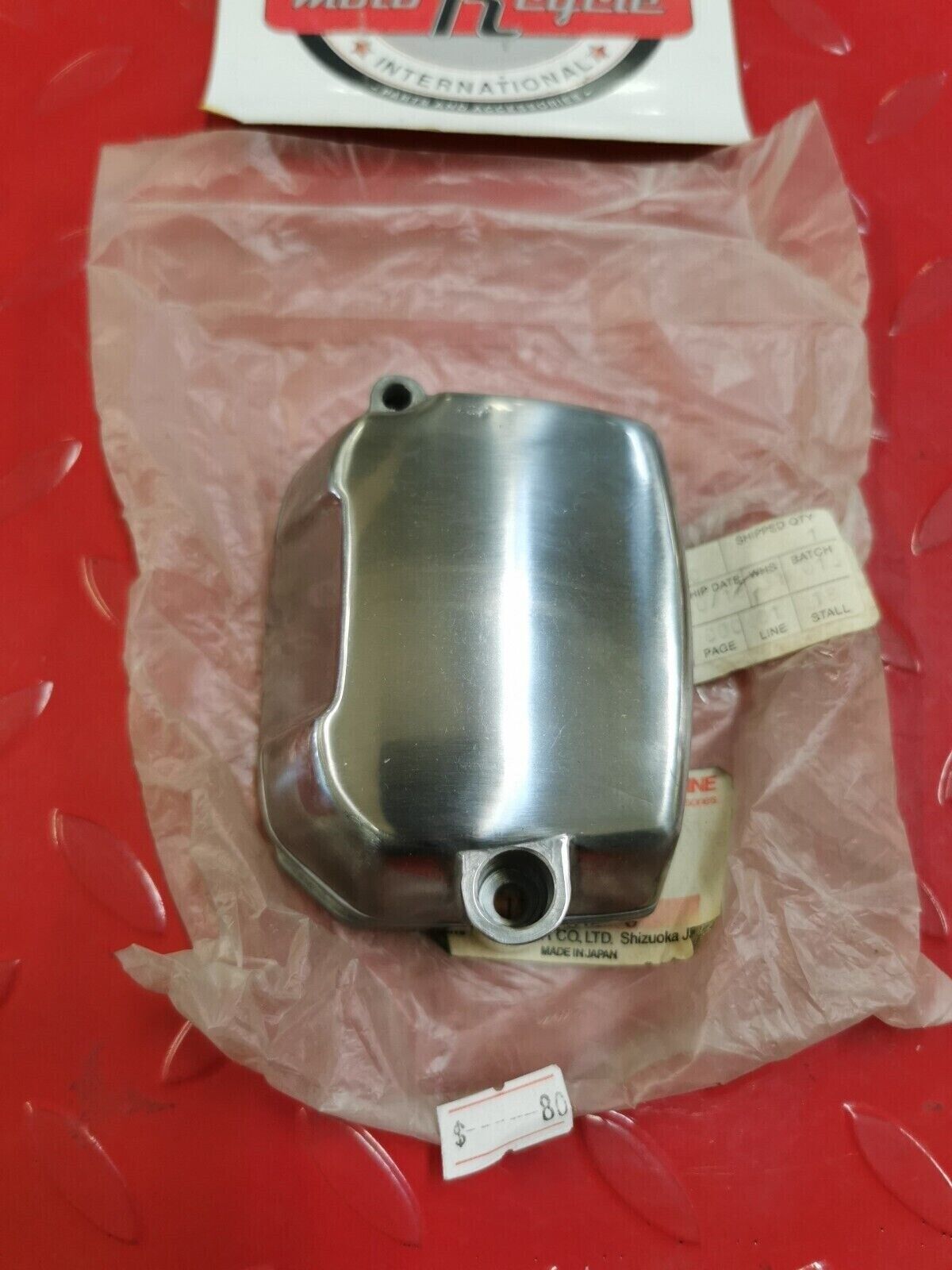 NOS Yamaha XS400 1981 COVER BREAKER 1 3F9-11157-00-00 Y26