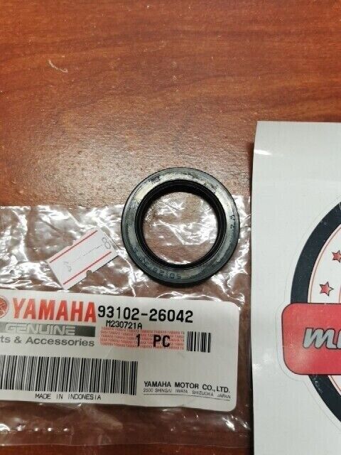 NOS Yamaha TZ125 YG5 AT1 DT100 DT125 DT175 HT1 YZ85 OIL SEAL 93102-26042-00 Y102