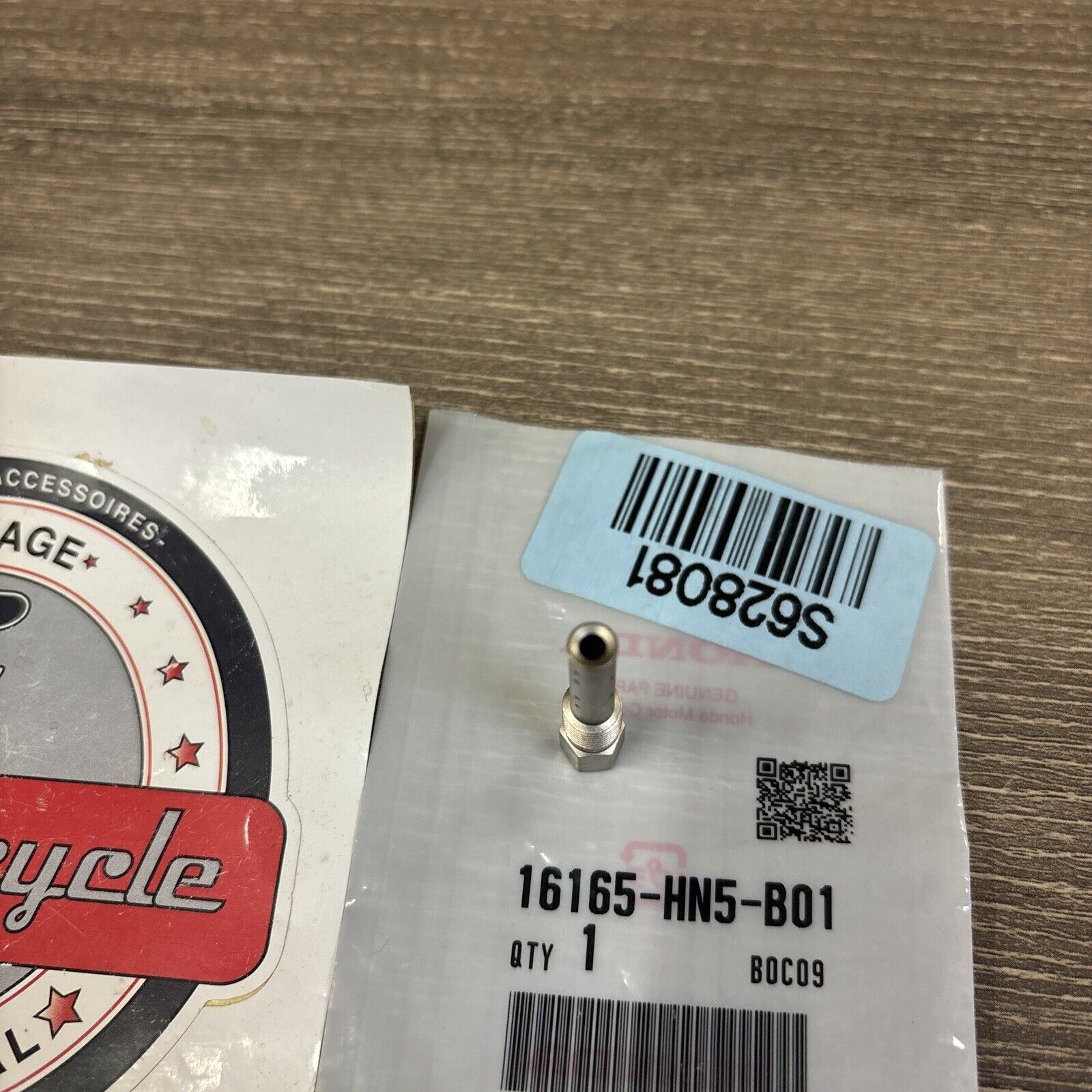 NOS Honda 2001 TRX350FM TRX350TM NEEDLE JET HOLDER 16165-HN5-B01 H158