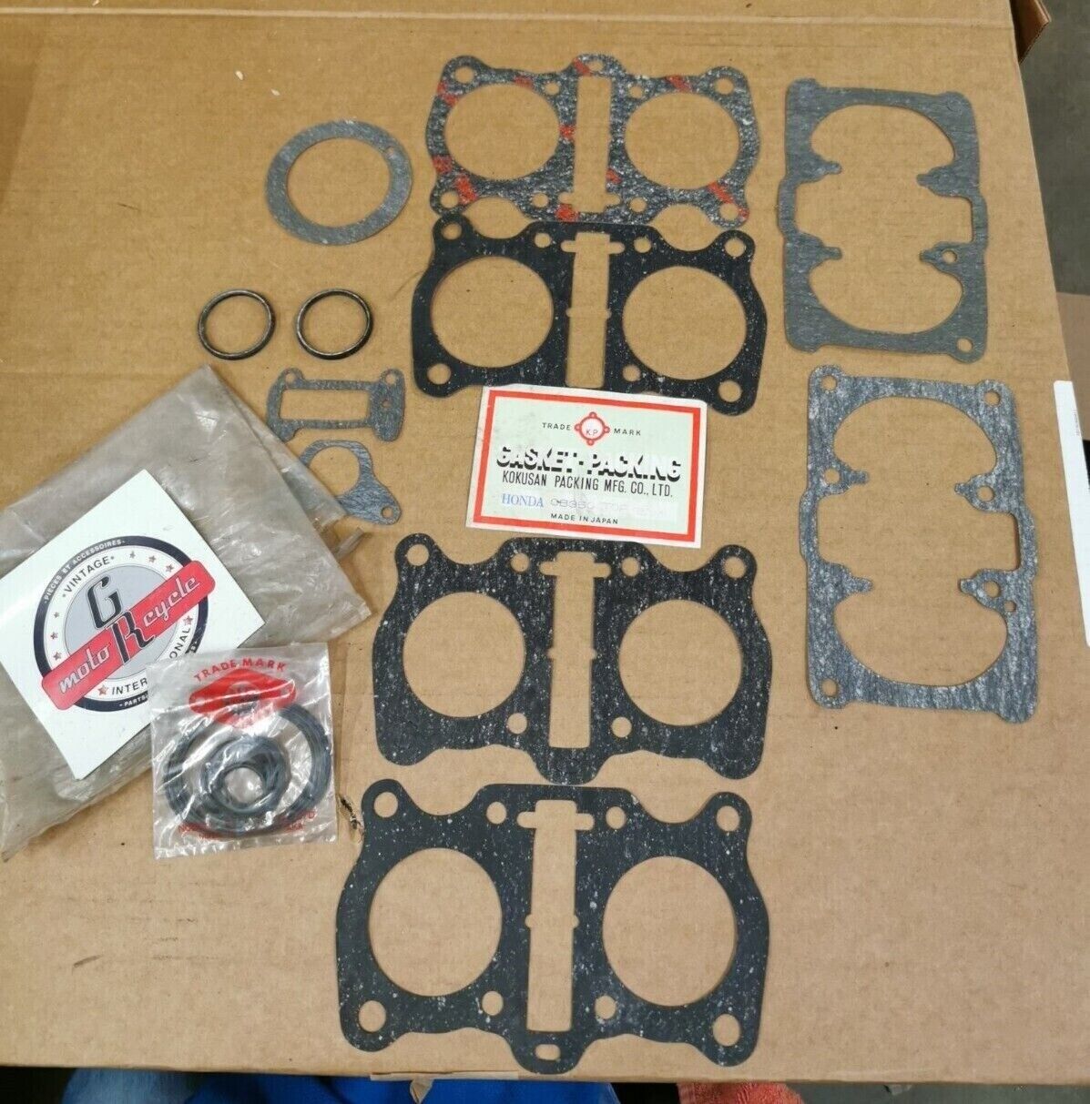 NOS TRADE MARK HONDA CB350 TOP END GASKET KIT INCOMPLETE SET J49