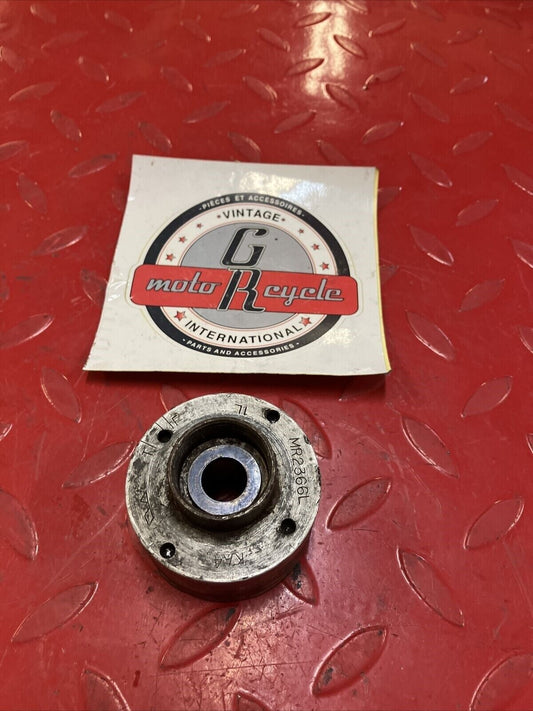 Honda CR250R 1982 flywheel rotor generator alternator 31110-KA4-700 3