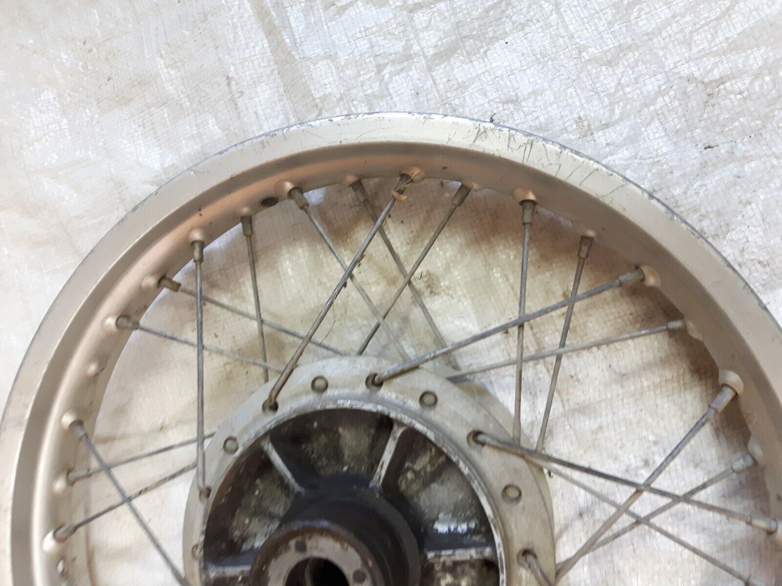 Honda XL250 1974 Rear wheel rim hub  42601-356-000 42701-381-003