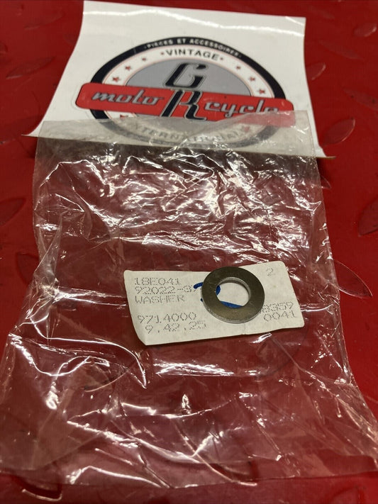 NOS KAWASAKI WASHER 92022-3742 K14