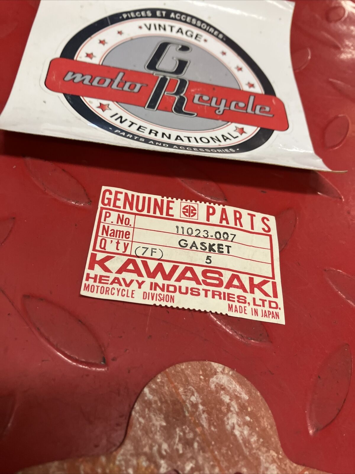 NOS KAWASAKI KZ400 CYLINDER HEAD COVER CAP GASKET 11023-007 K21