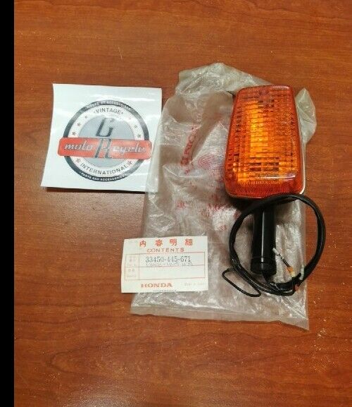 NOS Honda 1979 CB750F LEFT FRONT TURN SIGNAL FLASHER SUB. 33400-445-679 H73