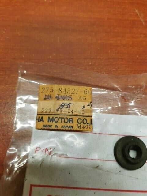 NOS Yamaha DT100 DT250 GT80 LB50 LB80 XS650 XT500 DAMPER 275-84527-60-00 Y131
