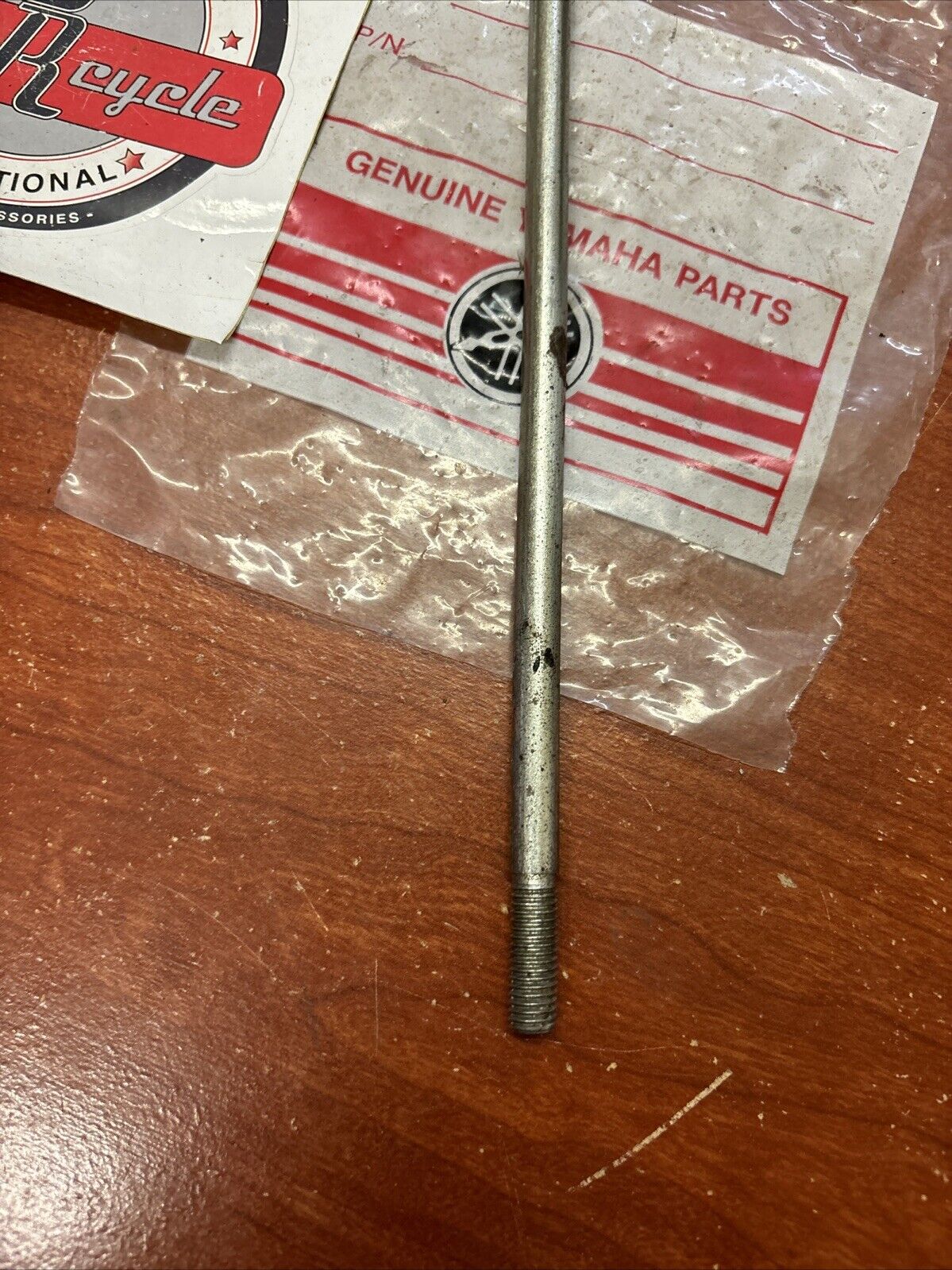 NOS Yamaha HEXAGON BOLT 97321-08245-00 SUB 97101-08245-00 Y184