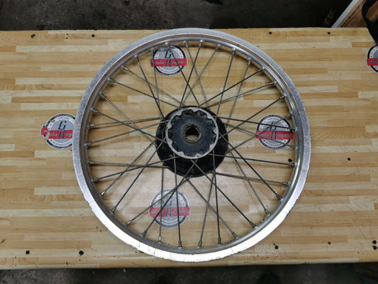 Suzuki RM125 1981 front wheel rim hub 1982