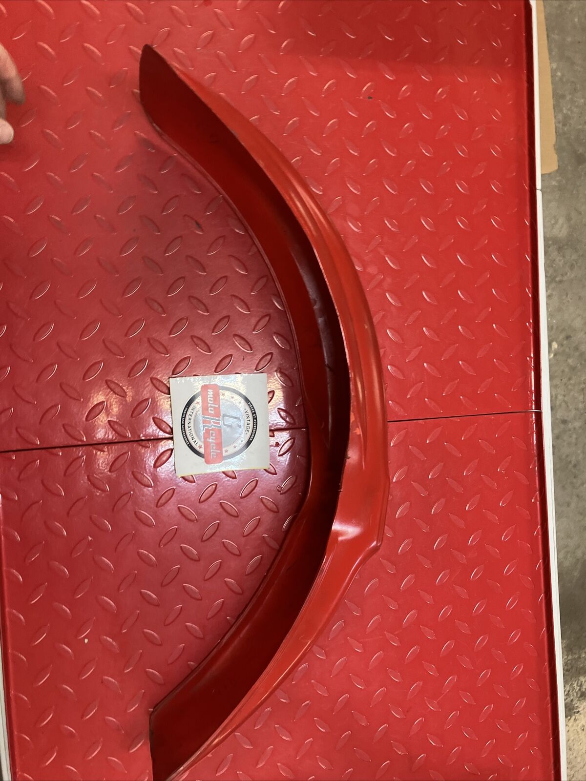 Honda CR250R 1984 front fender plastic fairing CR125R CR500R 61100-KA3-730ZA