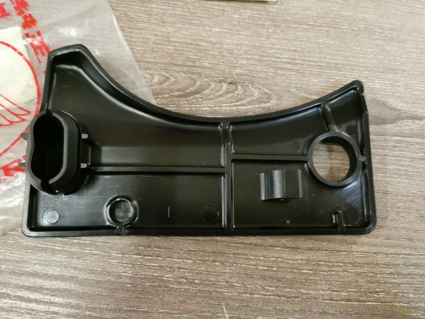 NOS HONDA  GL1200 1984 1985   Left Front Blind Panel 83172-MG9-770 ZC  H47
