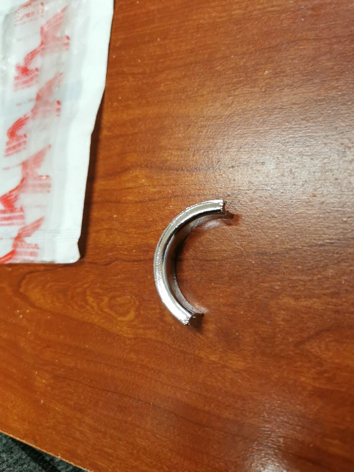 NEW NOS Honda XL350 XR600 XR XR250 EXHAUST PIPE JOINT COLLAR 18233-435-000 H33