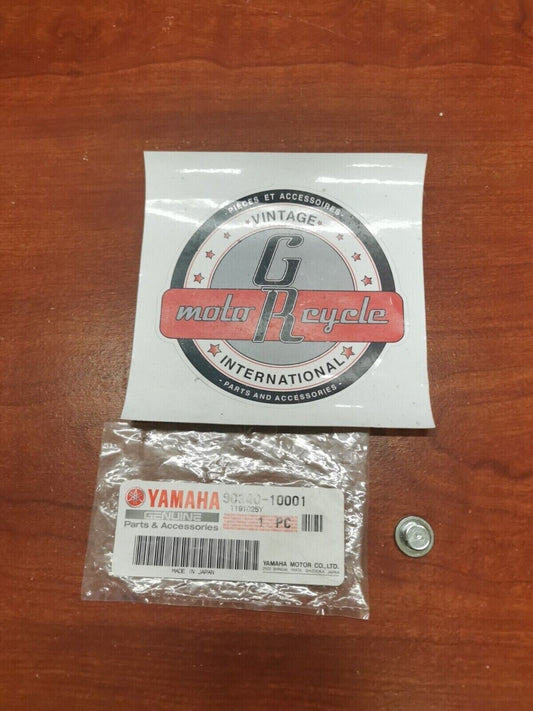 NEW NOS Yamaha STRAIGHT SCREW PLUG 90340-10001-00 Y82