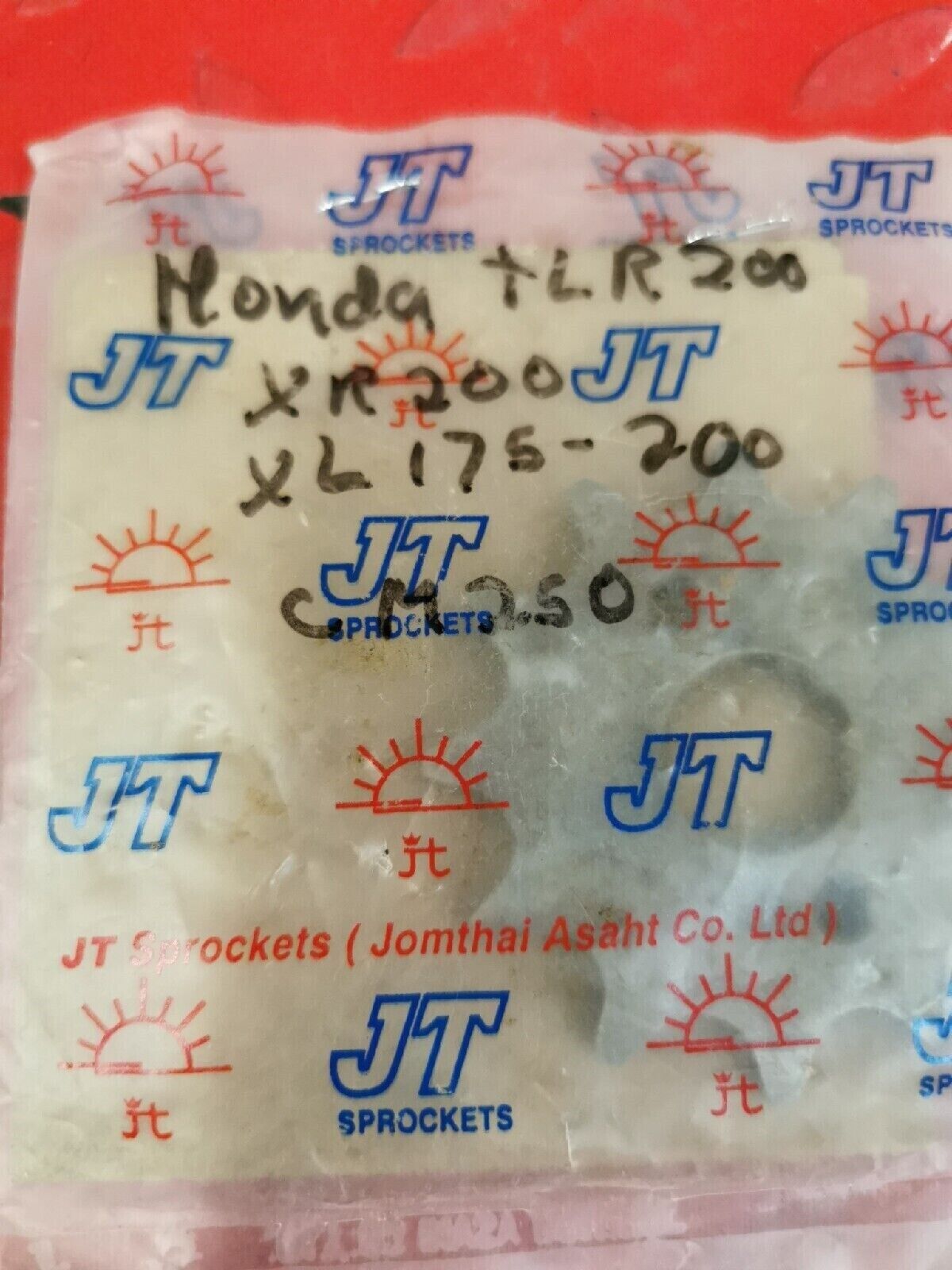 NOS JT HONDA 23803-444-810  XL175 XL200 Front Drive Sprocket JTF338 -12  J17
