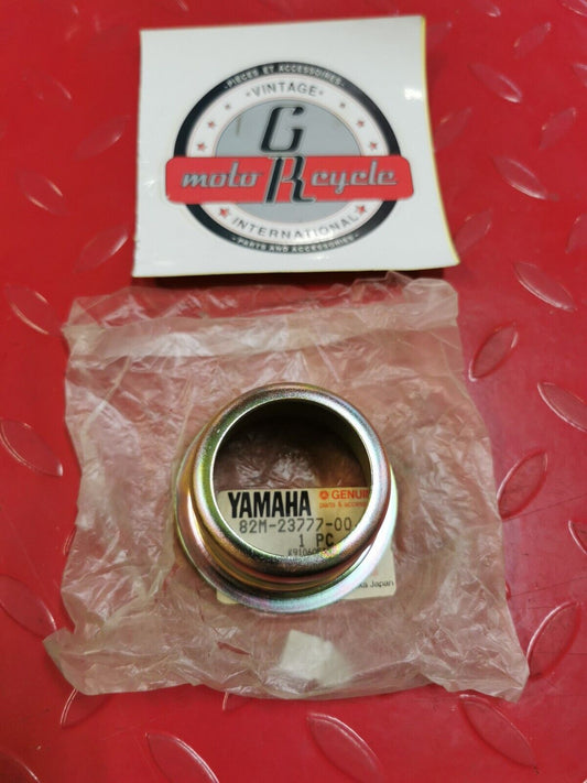 NOS YAMAHA VK540 PZ480 ET410 EX570 VT480 VX600 SEAT SPRING 2 82M-23777-00-00 Y31