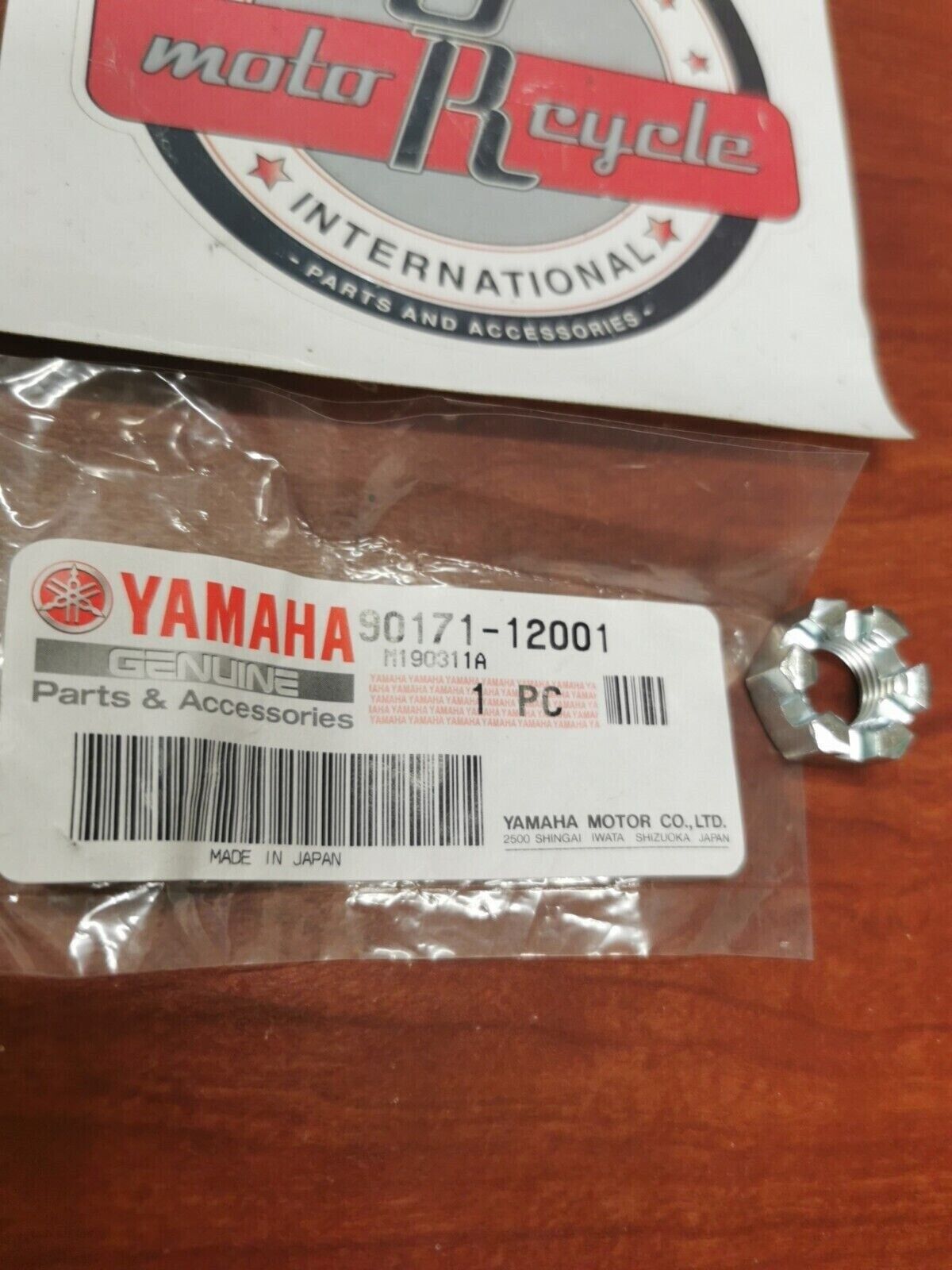 NOS Yamaha YFM45 YFM400 YFM70 YFM250 YFM40 YFM35 CASTLE NUT 90171-12001-00 Y81