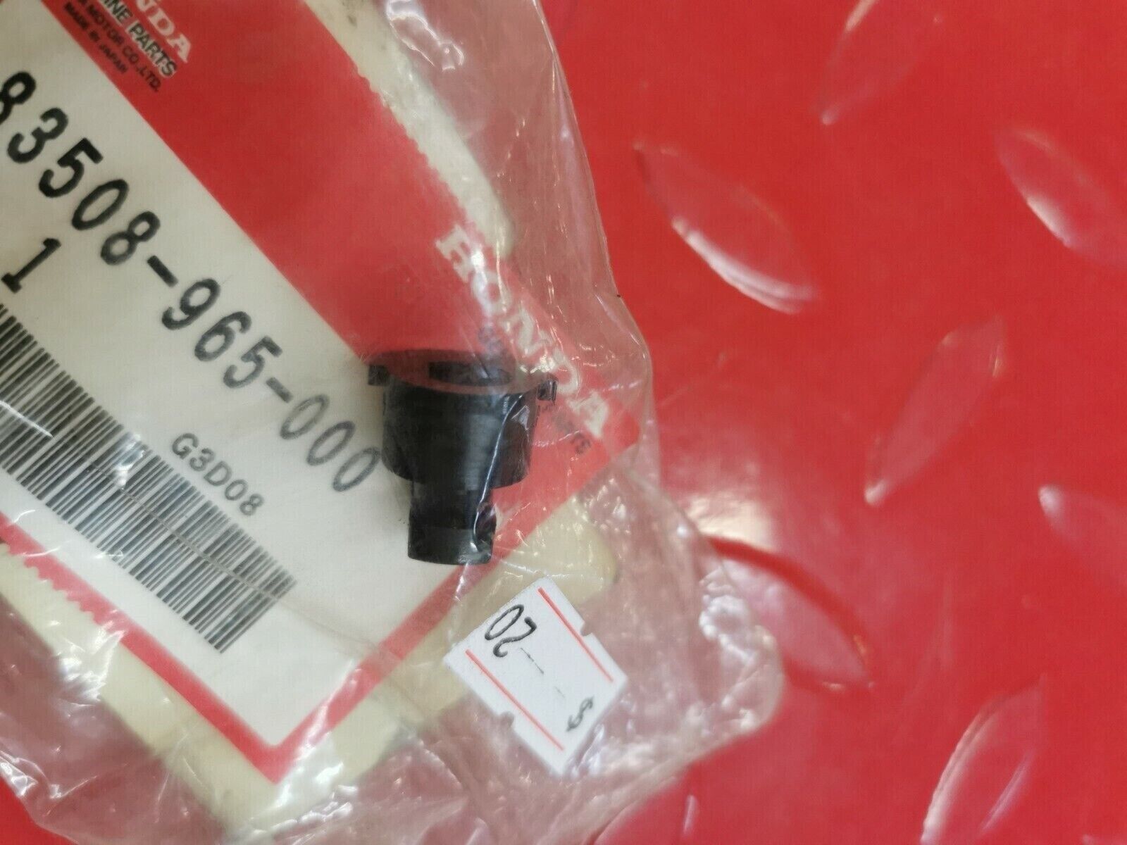 NOS Honda TRX350 TRX250 FL400 ATC250 ATC200 KEY BODY STOPPER 83508-965-000 H6