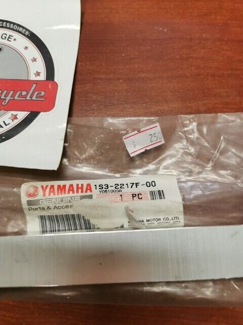 NOS Yamaha YFM700 CONNECTING ROD 1S3-2217F-00-00 Y105