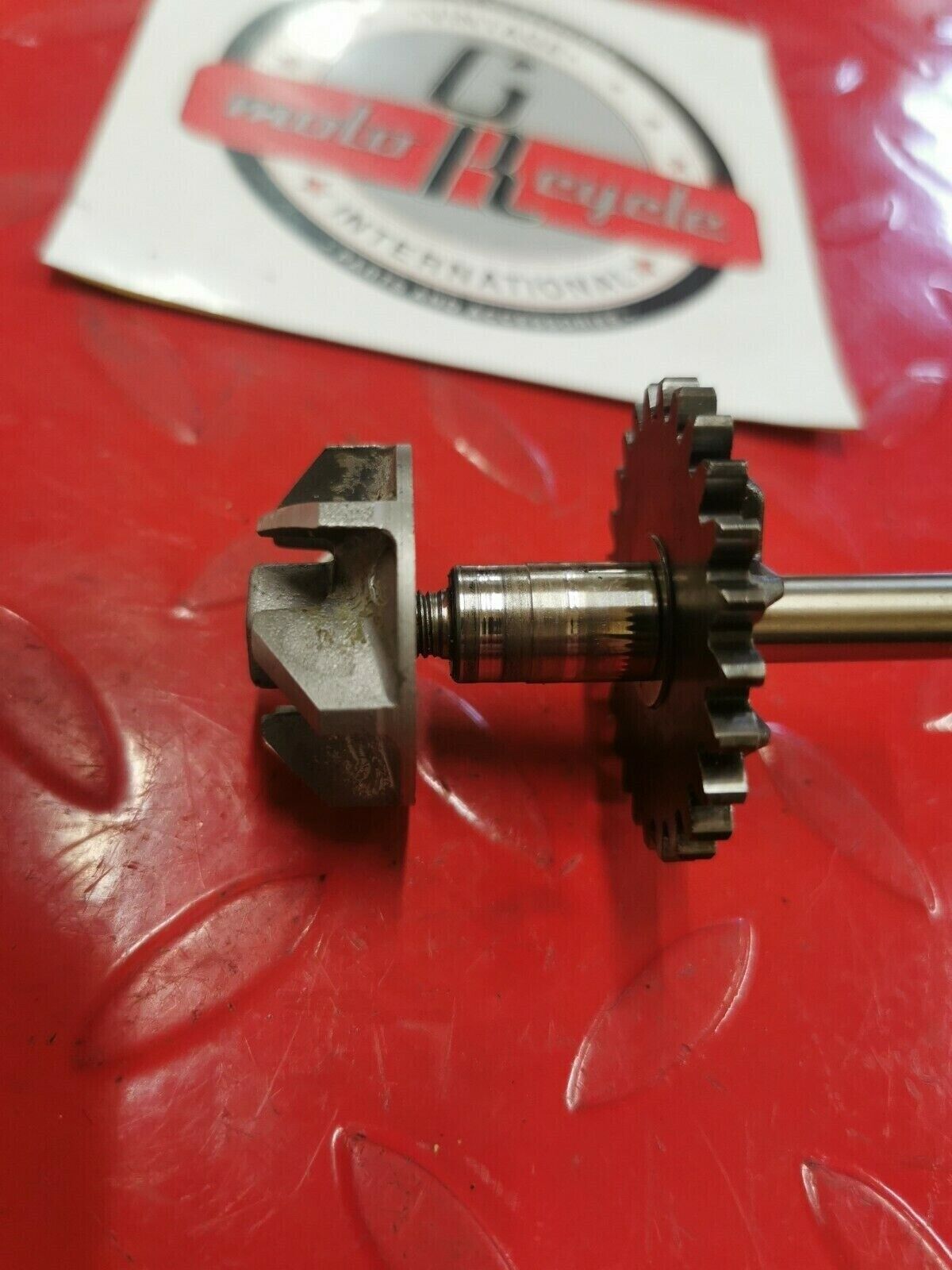 Honda CR80R 1993 waterpump water pump shaft gear impeller 19230-GC4-730