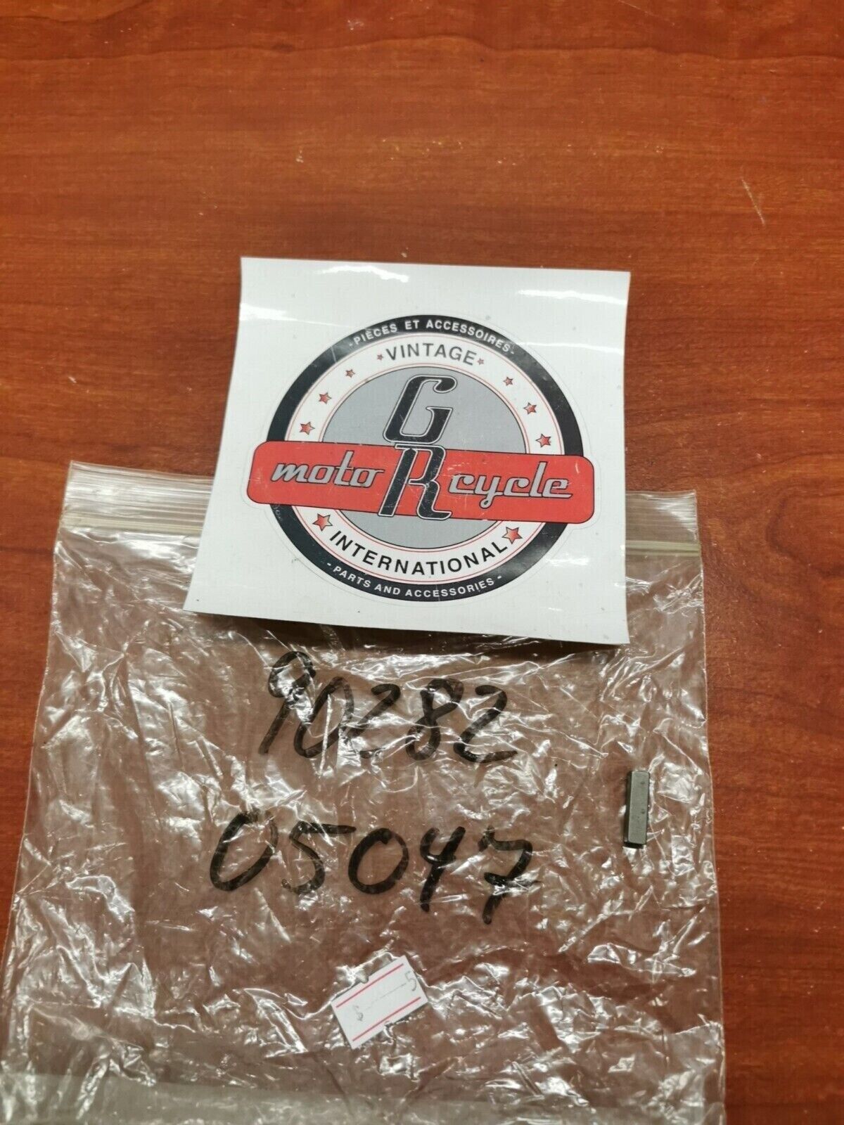 NOS Yamaha YS624 YS828 YFS200 WR200 BR250 CS340 STRAIGHT KEY 90282-05047-00 Y99