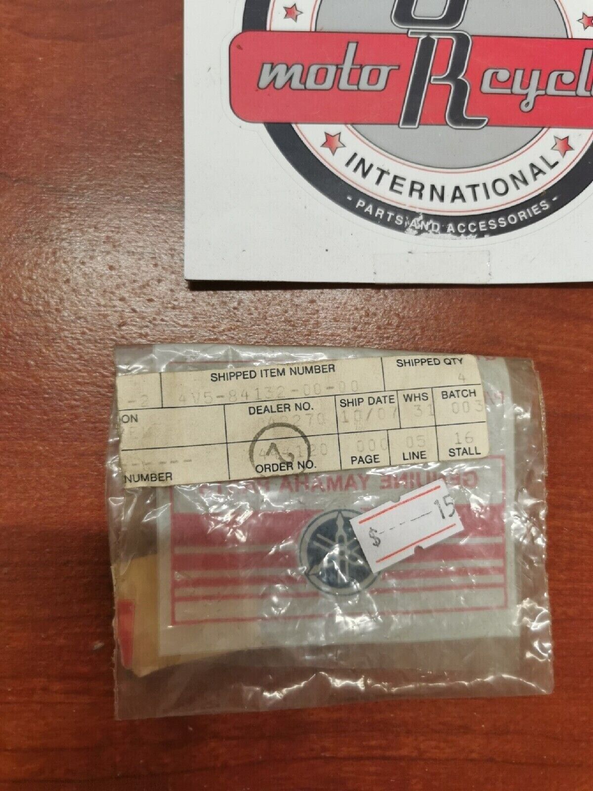 NOS Yamaha IT175 IT250 IT465 SCREW SPRING 4V5-84132-00-00 Y68