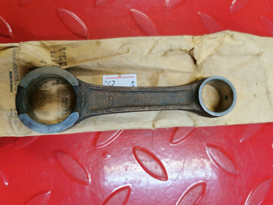 NOS Yamaha YZ100 YZ125 1981 - 1983 ROD CONNECTING 4V2-11651-00-00 Y19