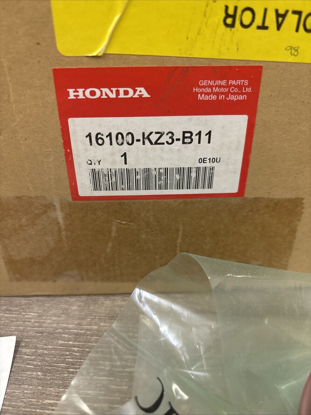 NOS Honda 1997 1998 CR250R CARBURETOR KEIHIN PJ28LA 16100-KZ3-B11 H136