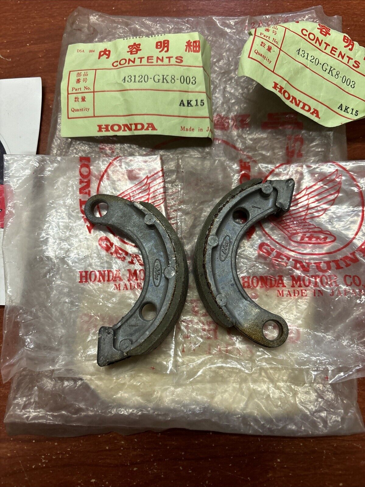 NOS Honda NQ50 D M NT50 BRAKE SHOE KIT 43120-GK8-003 SUB 43120-GK8-305 H155