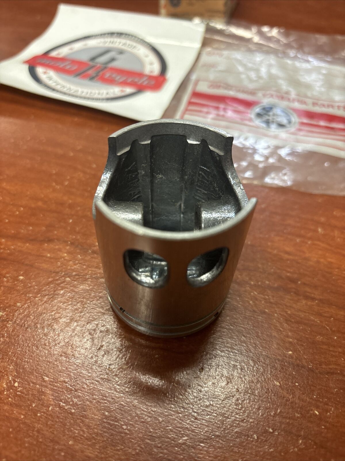 NOS Yamaha MX80 TY80 PISTON STD 367-11631-00-96 SUB 367-11631-11-96 Y175