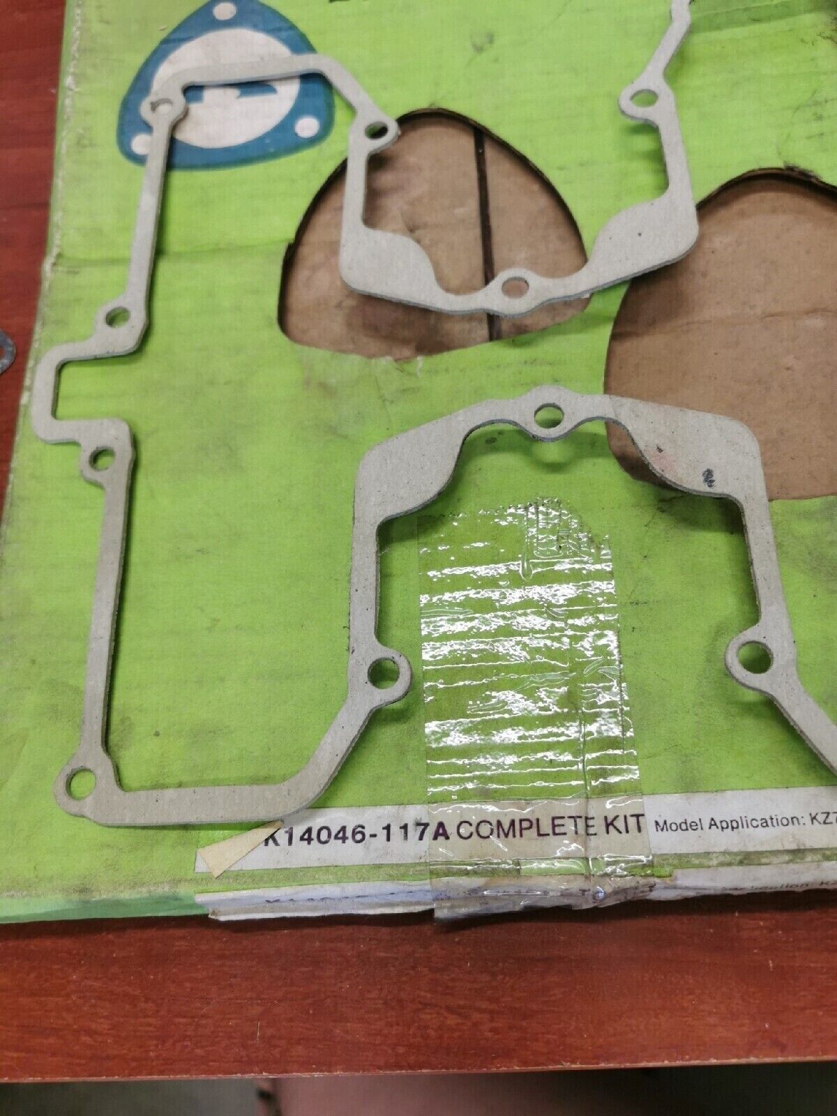 NOS Kawasaki 1976 - 1978 KZ750 INCOMPLETE GASKET KIT 14046-117 K2