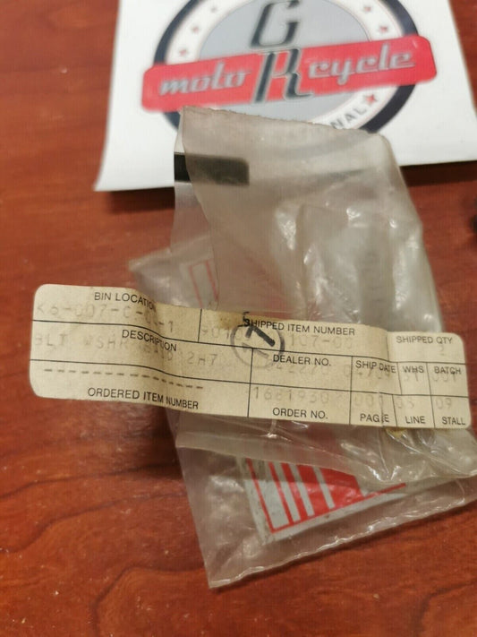 NOS Yamaha XS1100 XJ750 YZ490 XJ650 WASHER BASED BOLT 90105-08107-00 Y72