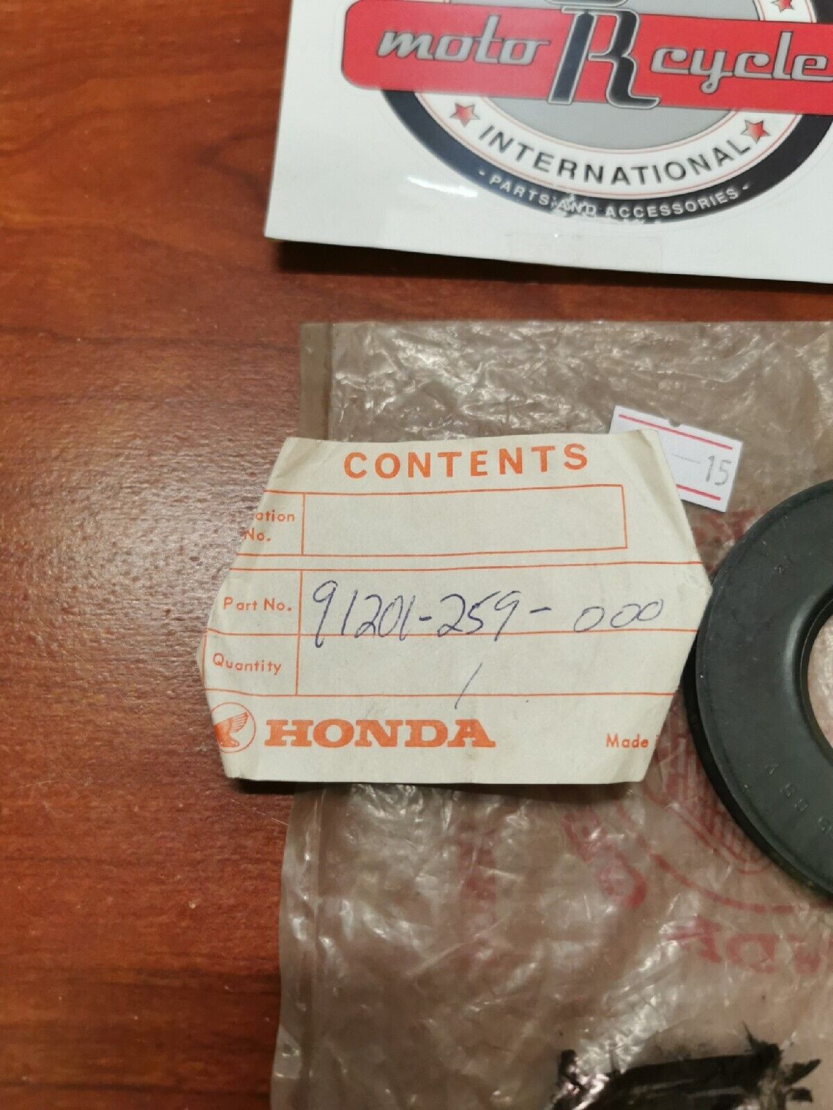 NOS Honda CA72 CB77 CA77 CB72 OIL SEAL (326575) 91201-259-000 H34