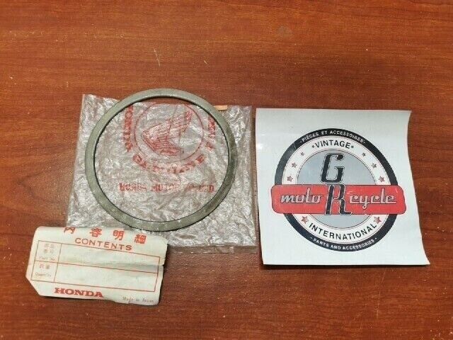 NOS Honda CB200 CB250 CB350 CB400 CB450 DISK SPRING SEAT 22125-333-000 H97