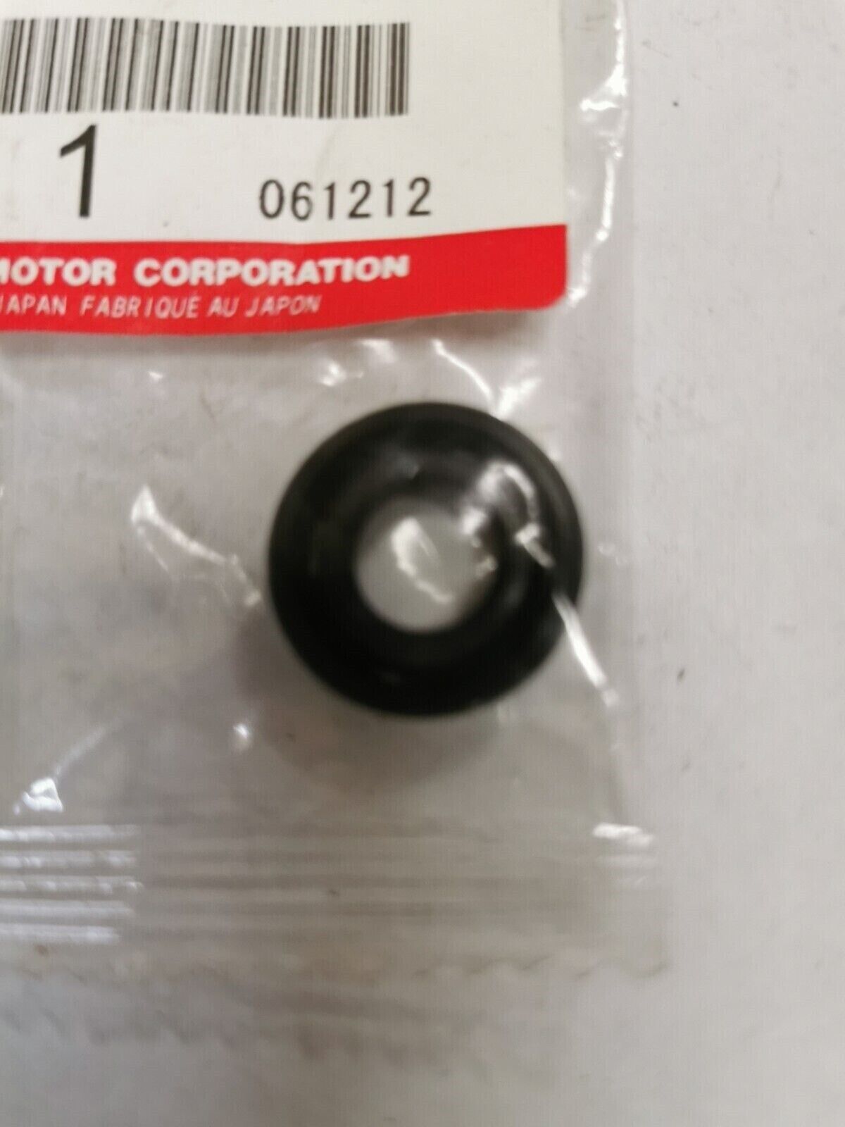 NEW NOS SUZUKI  LS650P DRZ400 GSX600 OIL SEAL 09282-10012 S27