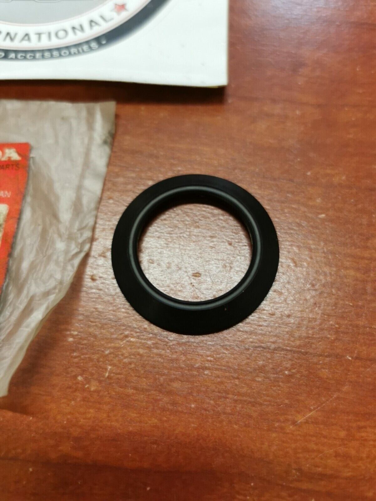 NEW NOS Honda 1985-87 TRX250 86-88 TRX200SX KINGPIN DUST SEAL 51217-VM5-003 H64