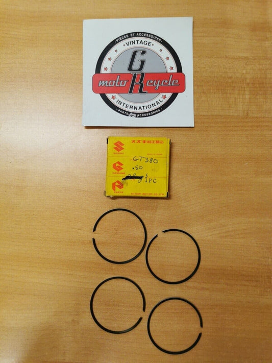 NOS SUZUKI  GT380  PISTON RING SET .50   12140-33701 S8