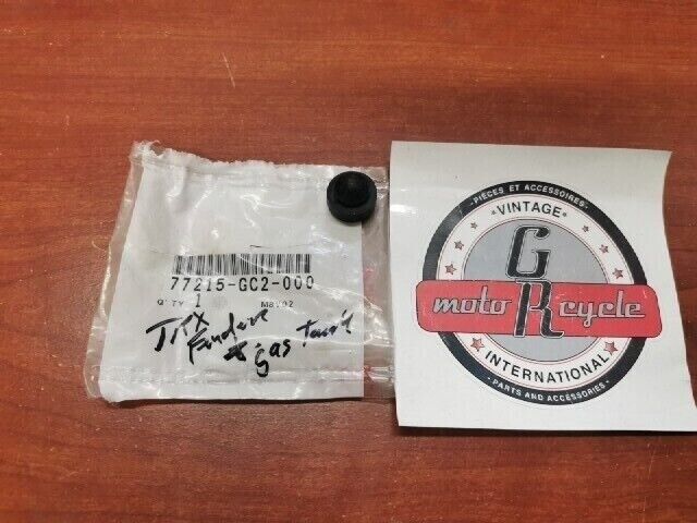 NOS Honda CB1300 ATC200 STOP RUBBER 77215-GC2-000 H103
