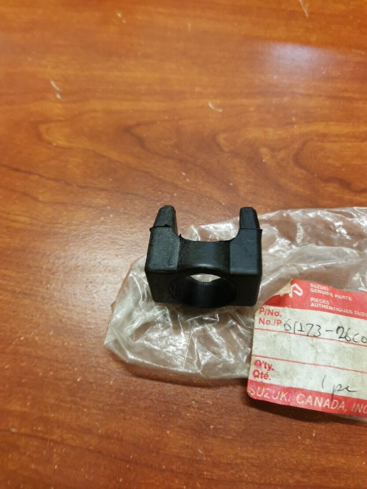 NOS SUZUKI RM125 RM250 CHAIN GUARD 61273-26C00 S30