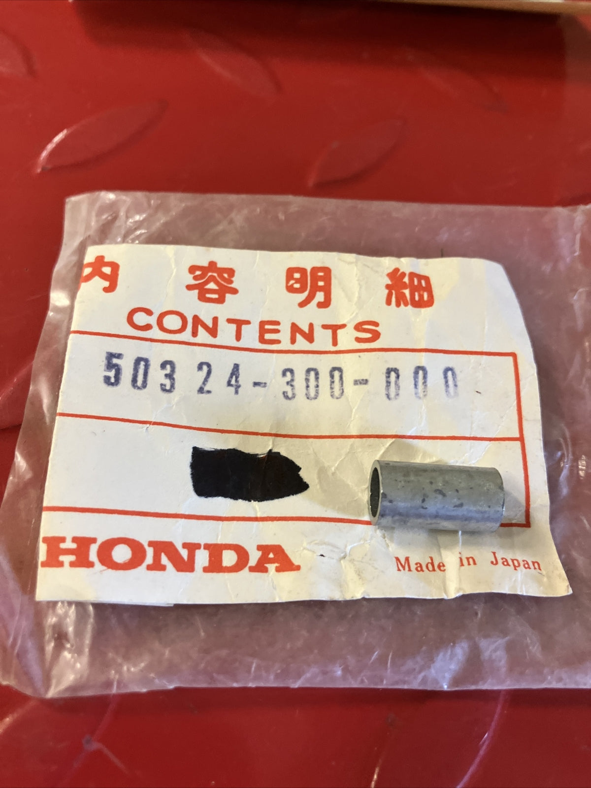 NEW NOS HONDA CB750 COLLAR BATTERY BOX 50324-300-000 H24